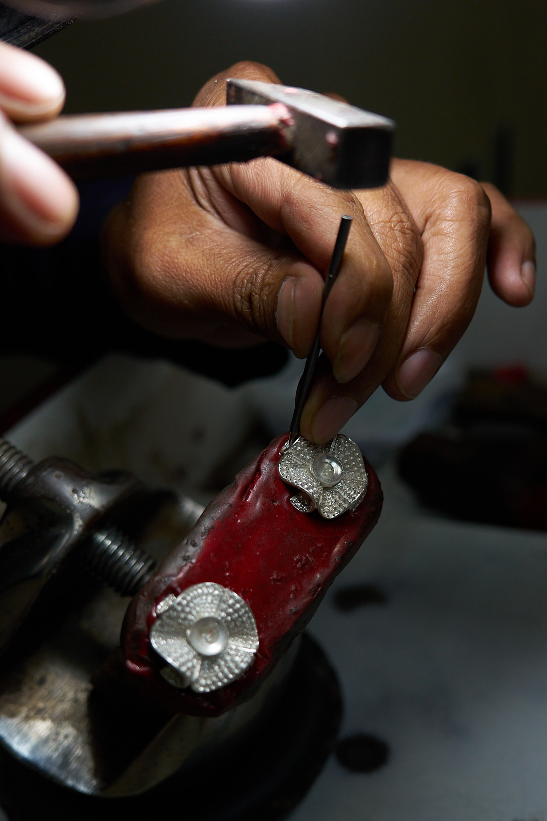 Stone Setting Process
